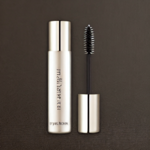 natural lash serums